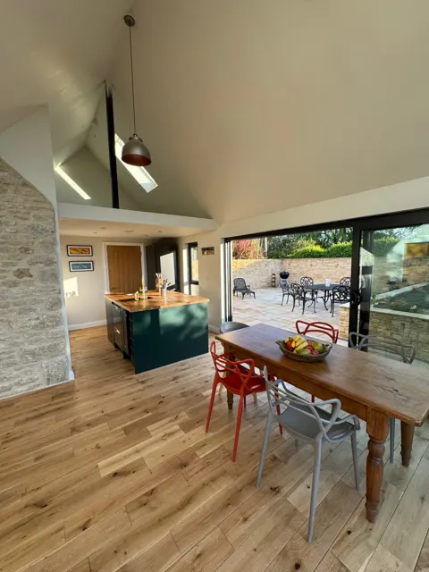 Dining and sitting space